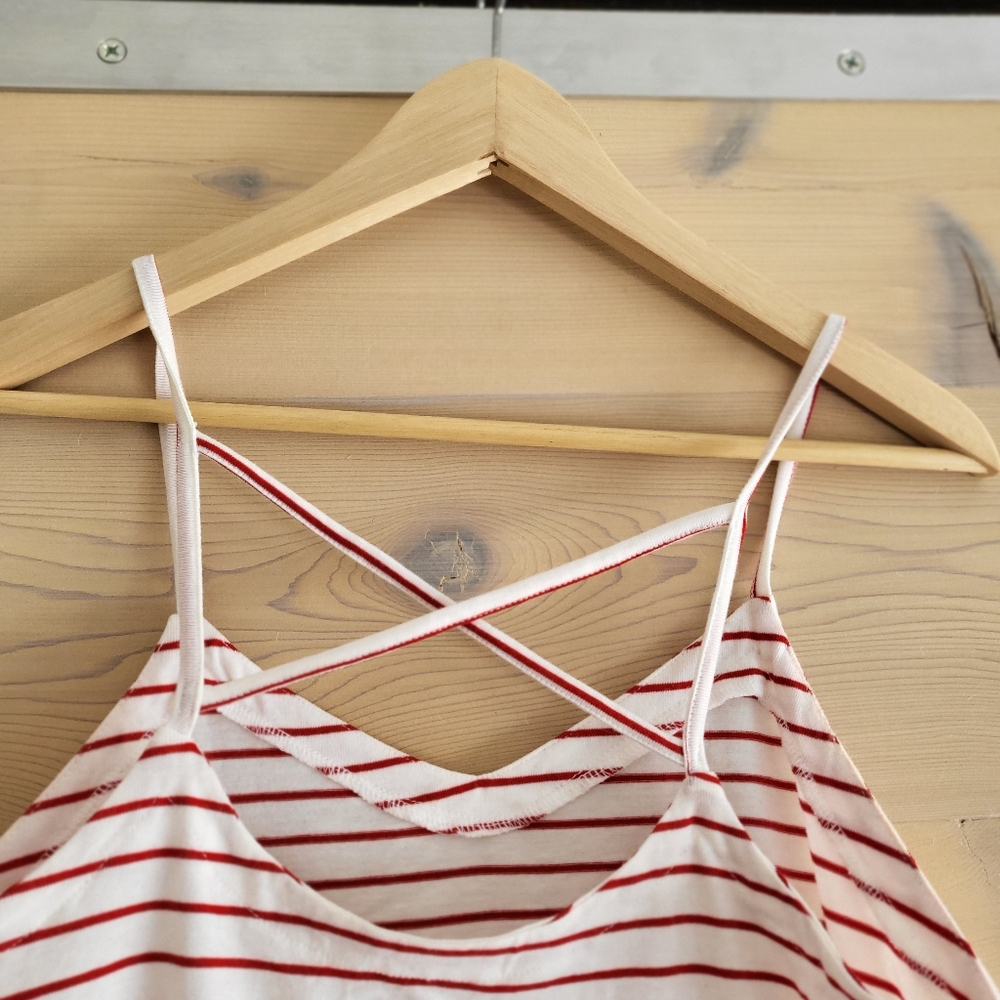 Universal Threads Red Striped Cami Tank with Criss Cross Back, size S, NWOT - Picture 4 of 5